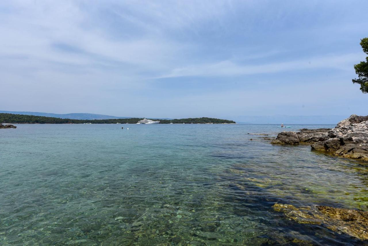 Lazaneo Seafront Apartments, Jelsa  Εξωτερικό φωτογραφία