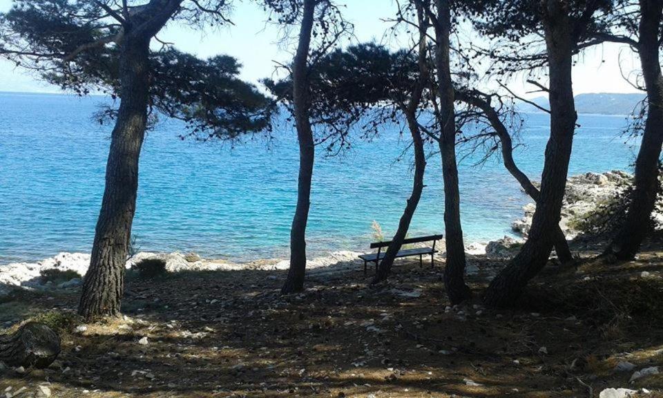 Lazaneo Seafront Apartments, Jelsa  Εξωτερικό φωτογραφία